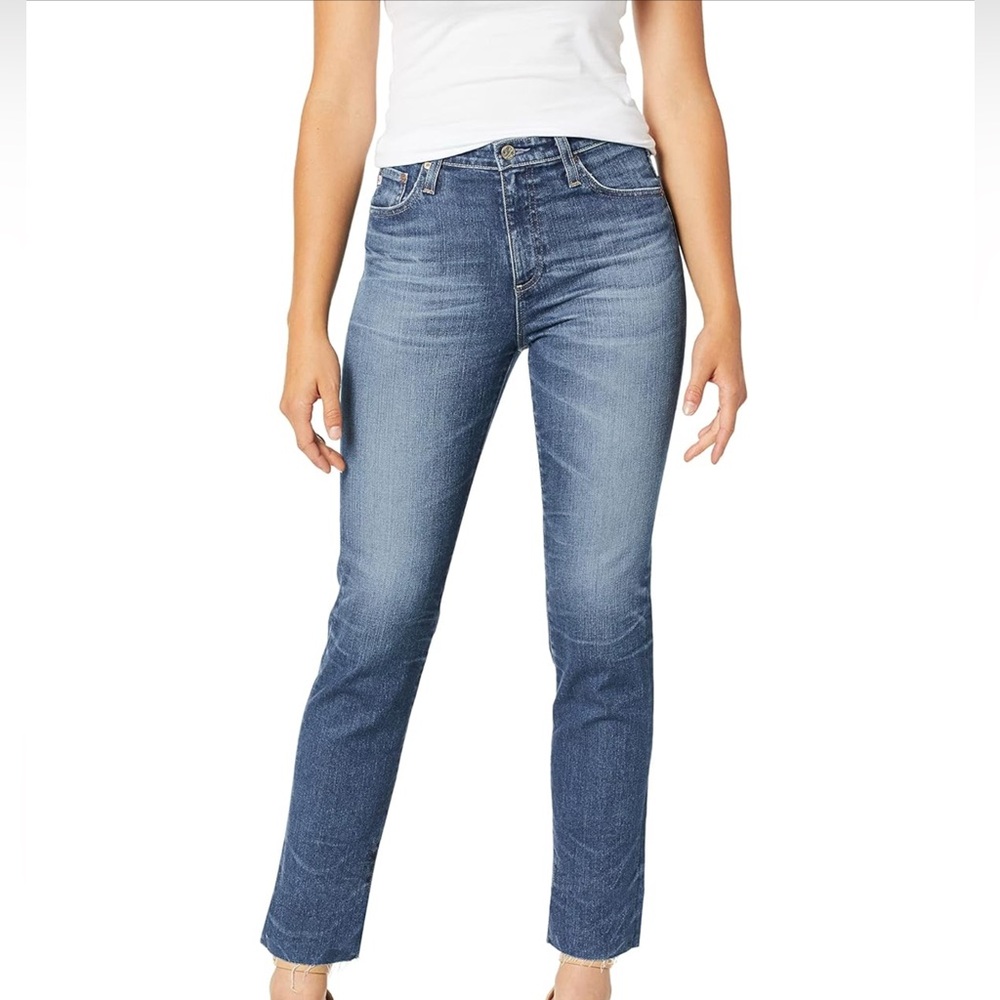 **AG Adriano Goldschmied  AG- ED ISABELLA  High Rise Straight Crop jeans.